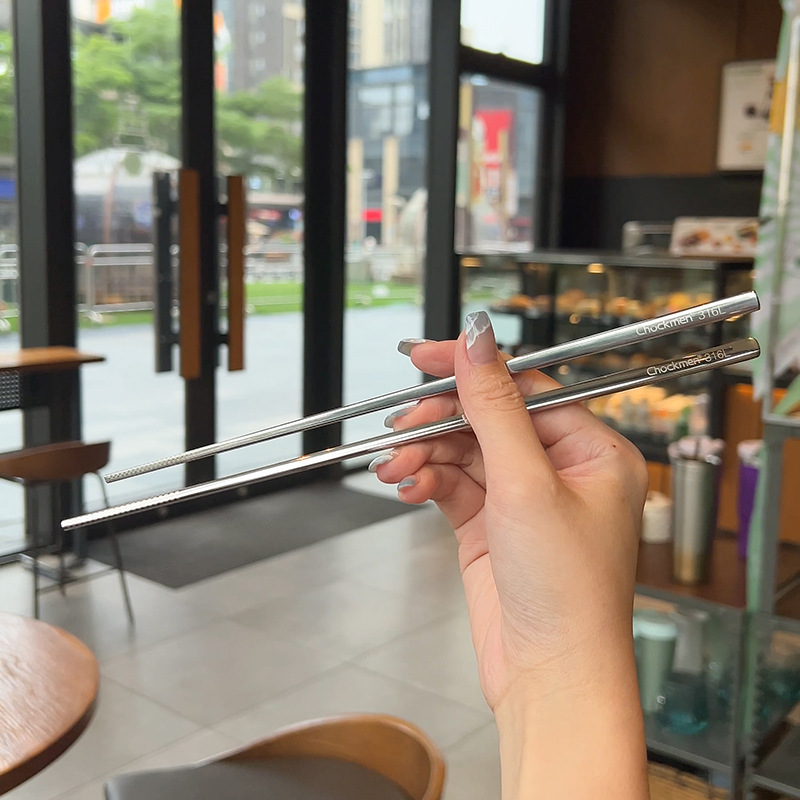 Chockmen Zhuo Deming Jingying serie 316L de acero inoxidable antideslizante palillos del hogar caja de regalo 10 pares