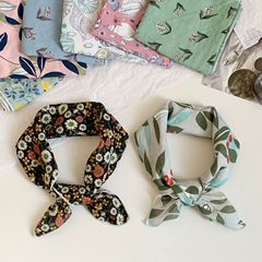 シルクの女性の百合春秋はシャツの綿の質の小さい方の巾の気質の新型のinsの韓国版の文芸のマフラーの小さい襟の巾に乗ります。