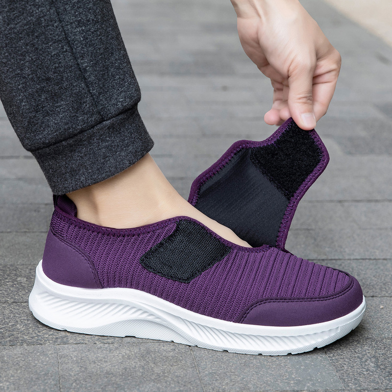 Wide-toe, wide-fit walking shoes for elderly women, suitable for swollen feet and large bunions, soft-soled casual sports shoes for middle-aged and elderly people Wide-toe, wide-fit walking shoes for elderly women, suitable for swollen feet and large bunions, soft-soled casual sports shoes for middle-aged and elderly people