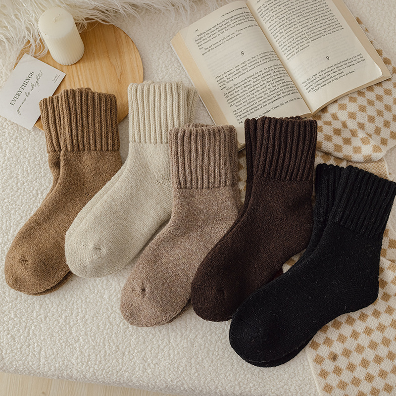 Harbin Socks Women's Mid-Calf Socks Winter Fleece-Lined Thickeneded Maillard Plush Snow Socks Warm Cashmere Short Socks
