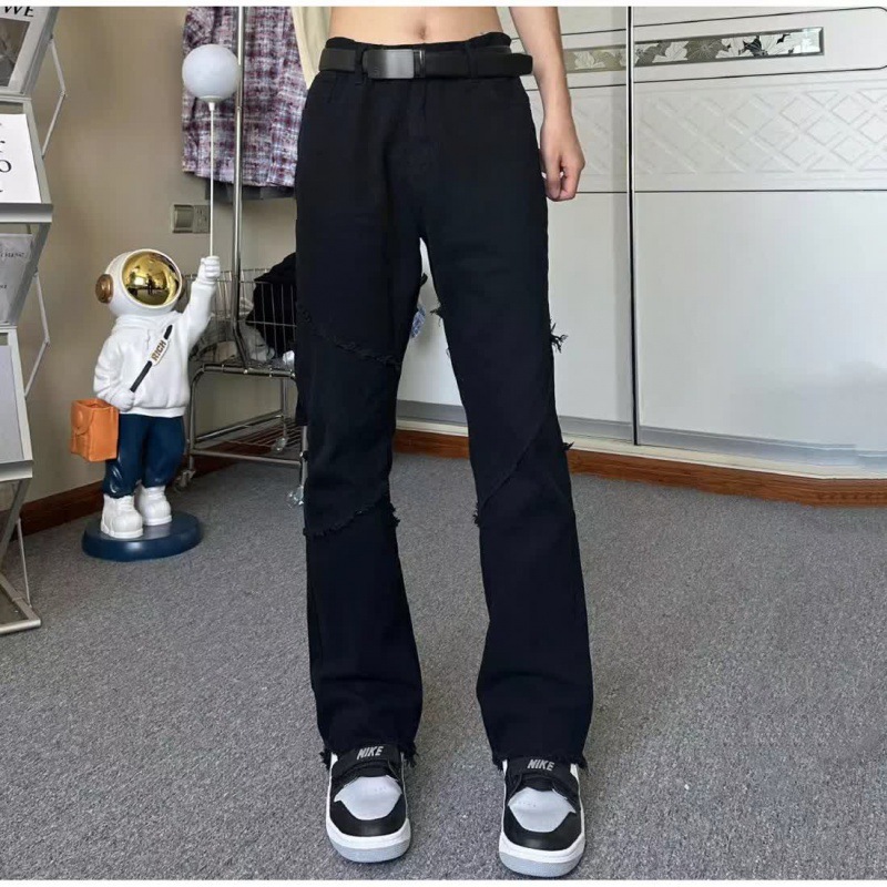 Nuevos jeans acampanados blancos de hombre, corte recto y ajustado, estilo americano high-street, color blanco roto, otoño 2026