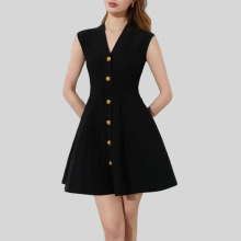 跨境欧美春夏新款女装V领金属扣短款连衣裙无袖背心裙收腰针织裙
