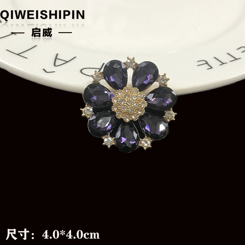 Qiwai の新しいガラスダイヤモンド象嵌ひまわりアクセサリーバッグ衣類車の装飾合金アクセサリー|undefined