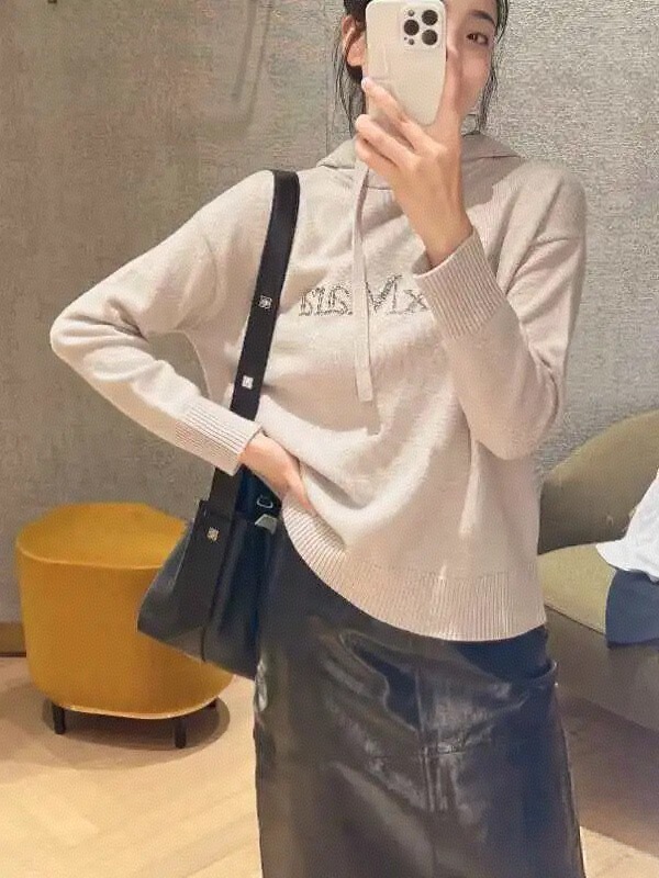 Max秋冬季25新款宽松针织上衣慵懒风日系白色连帽套头毛衣女|undefined
