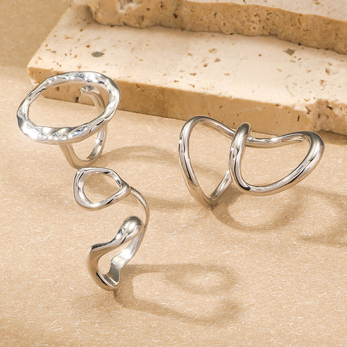Elegant Liquid Metal Set Ring with Asymmetric, Irregular Geometric Hollow Design