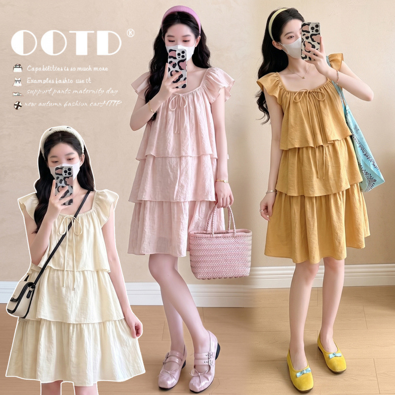 Maternity Wear 2026 New Style One-Shoulder Two-Way Wear Korean Sweet Maternity Dress Summer Flutter Sleeve Tiered Dress