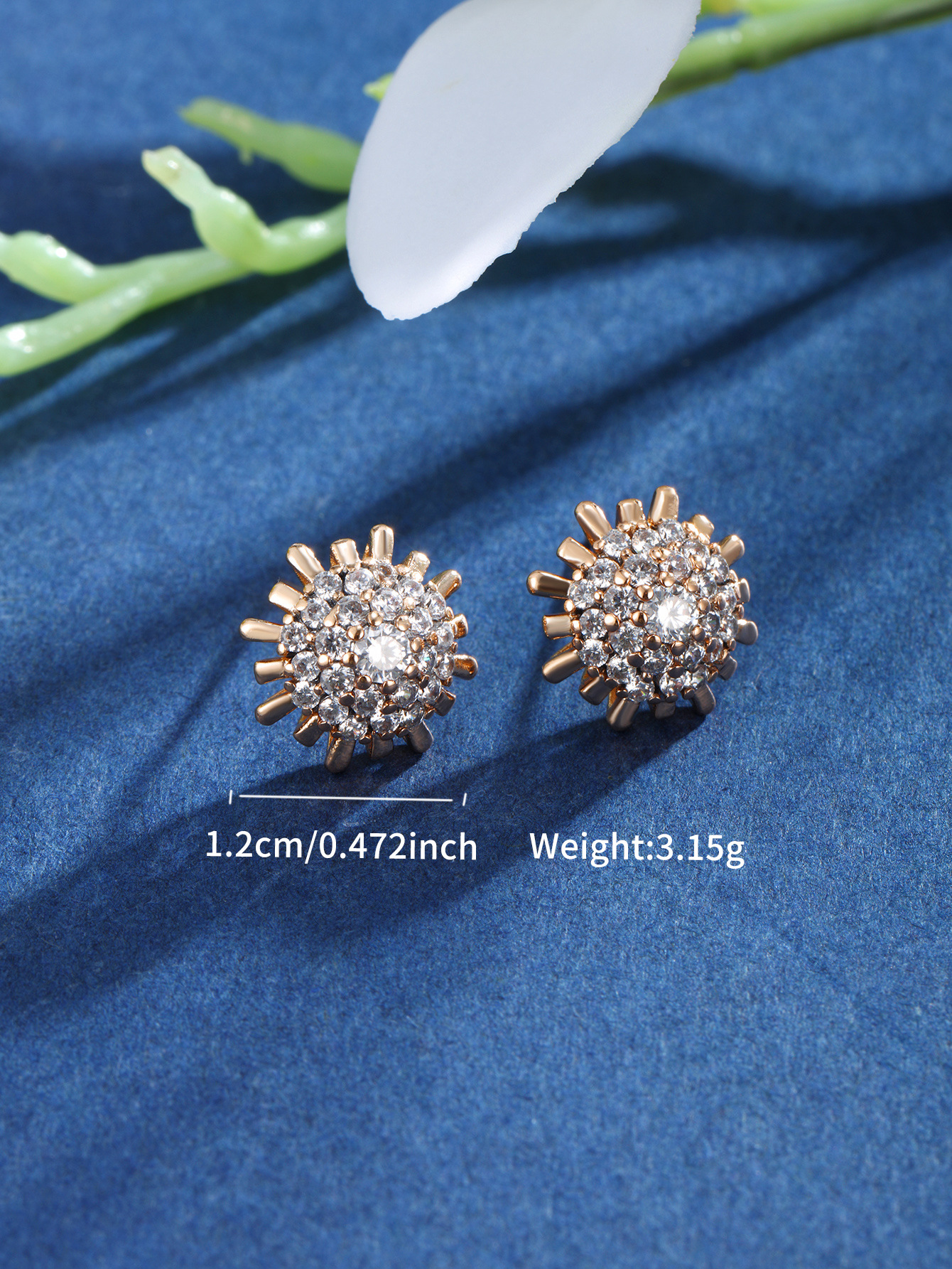 Joyería Xuping aleación dorada pequeña rosa dinosaurio pendientes coreanos de alto nivel lujoso ligero pendientes de diamantes para mujeres