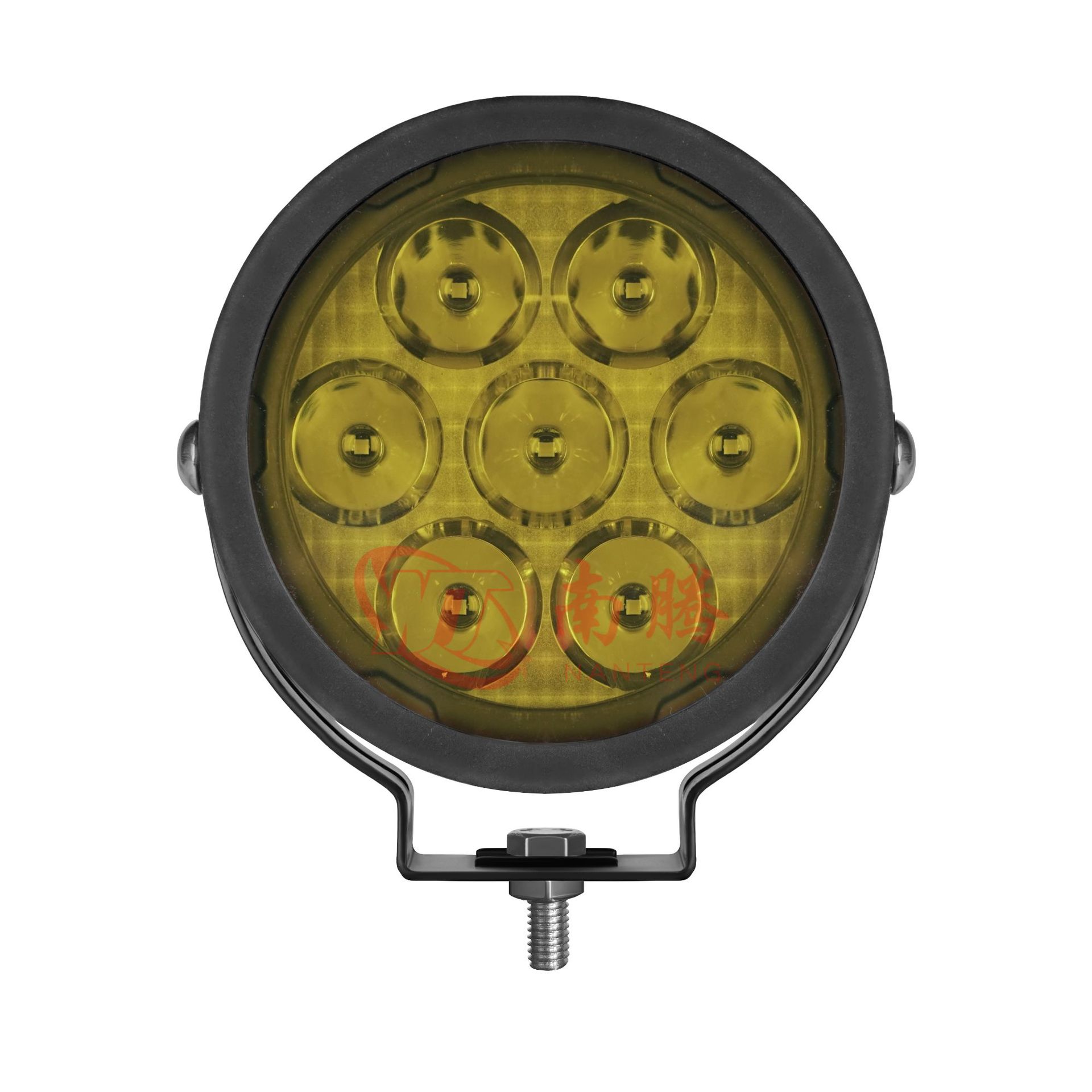Nanteng foco LED para motocicleta de siete cuentas, bocina intermitente, luz antiniebla para motocicleta, luz auxiliar, luz fuerte, luz de pavimentación, superbrillante