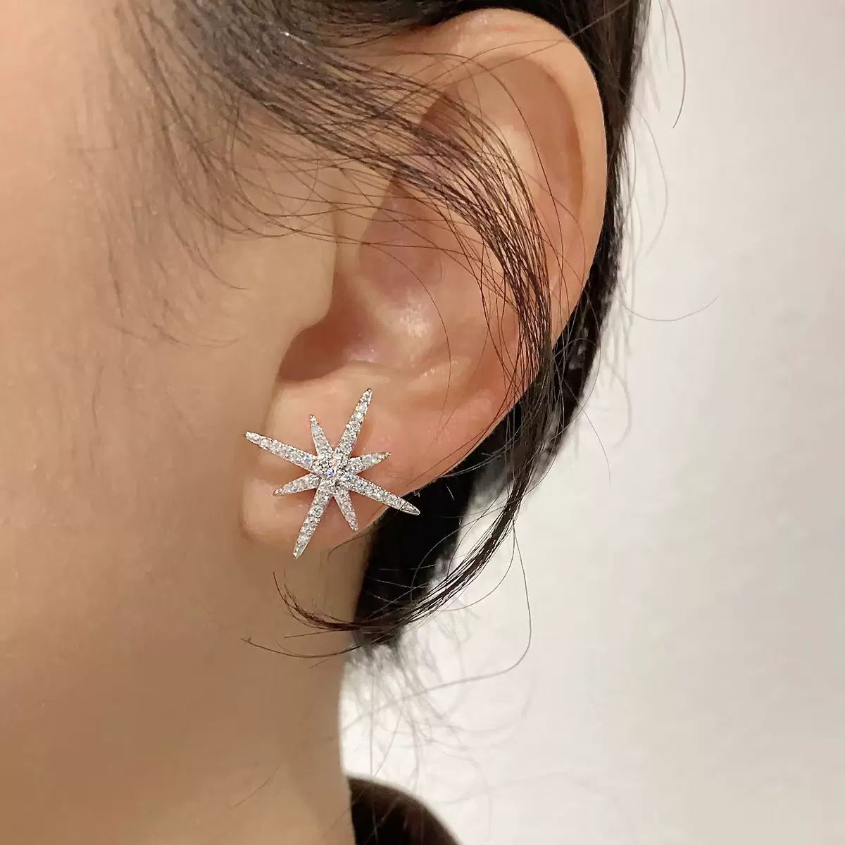 微镶锆石铜雪花耳环女 气质网红百搭复古花朵八芒星耳坠时尚个性