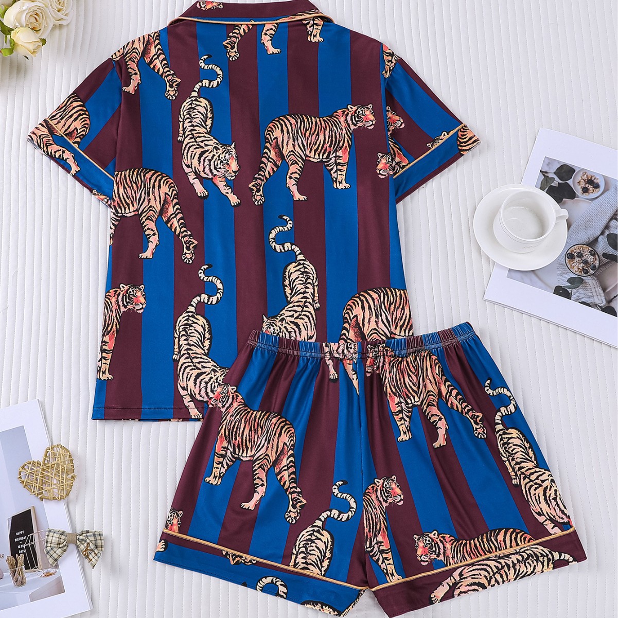 Selección estricta de comercio exterior transfronterizo fondo azul tigre marrón impresión europea y americana pijama conjunto suelto delgado ropa casera casual