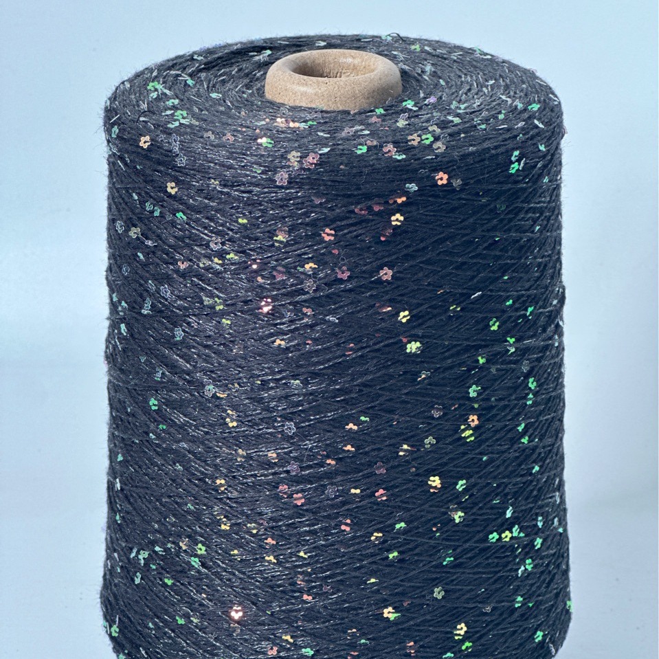 厂家直销特殊珠片纱梅花片纱线现货批发爆款纱线批发