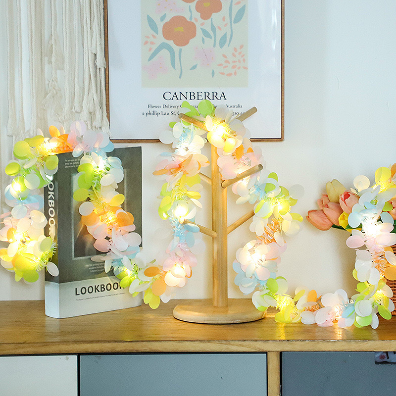 화이트 + 마카롱