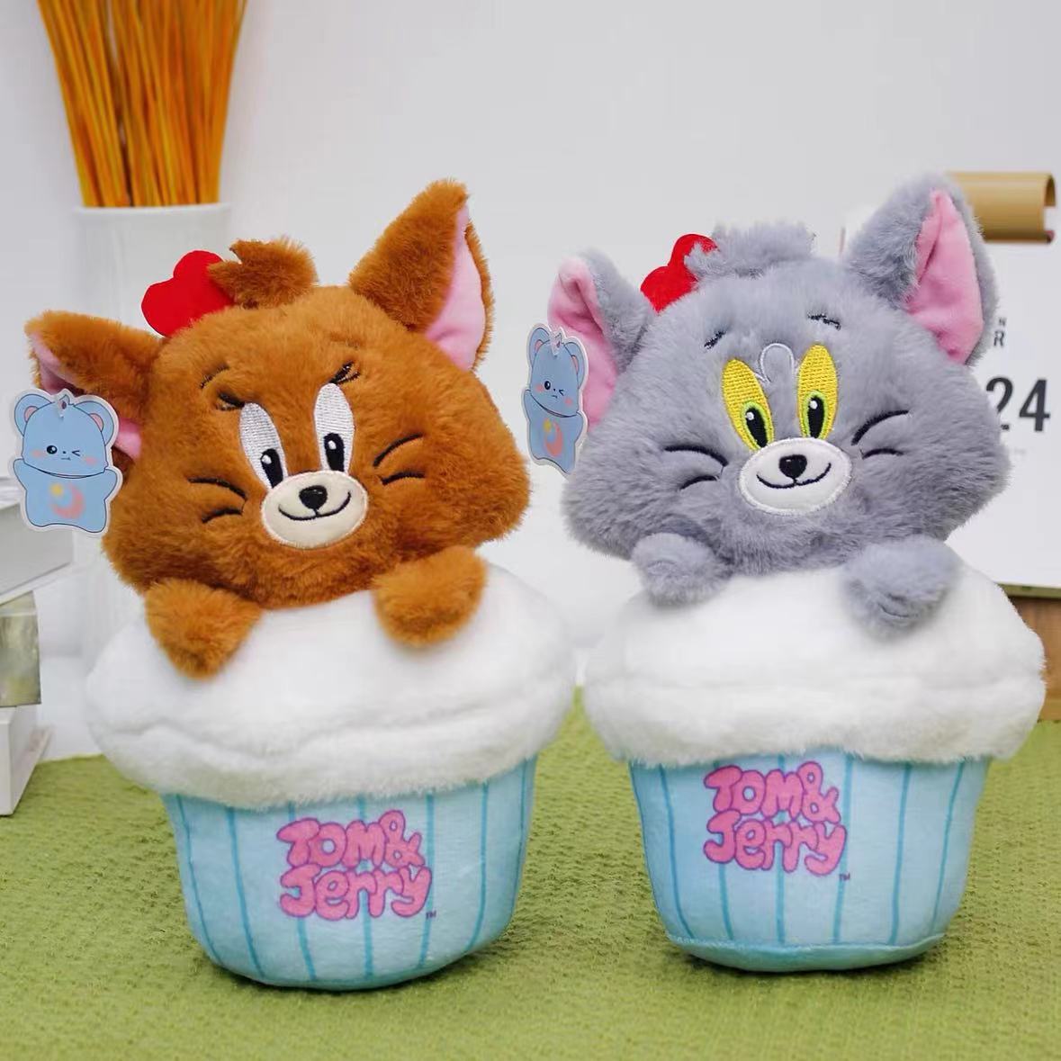 Muñeca peluche 8" máquina garras, regalo lanzamiento boda