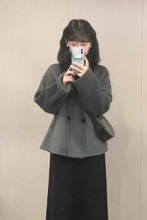 加厚灰色短款呢子大衣赫本风毛呢外套娃娃领女秋冬韩系小个子复古