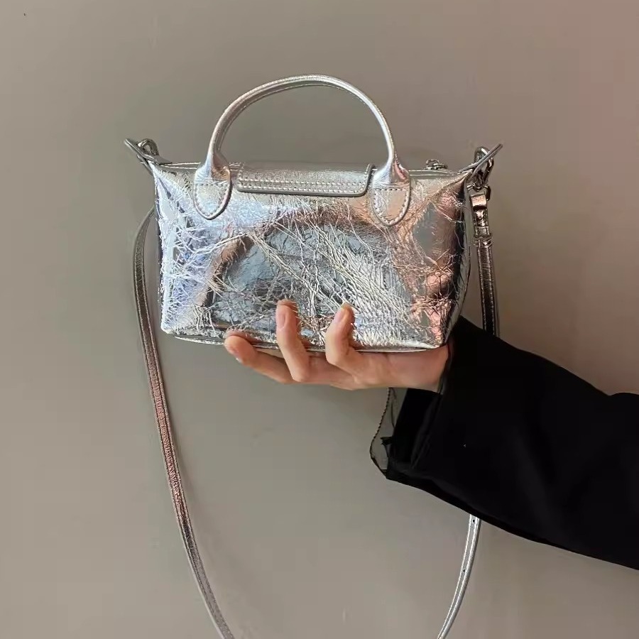 Panino con gnocchi 2024 Moda donna Mobile Versatile Nuova estate Argento Texture Singolo Cross Shoulder Piccola borsa_voghion.com