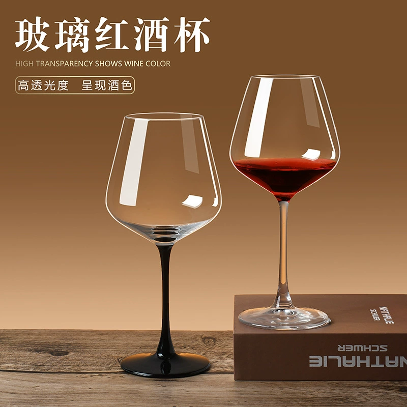 High-end wineglass, creative glass wine set, light luxury style