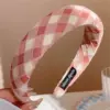 Розовый в шахматную клетку