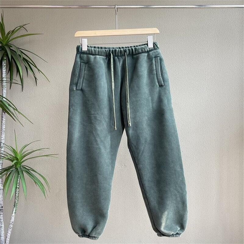 24SS pantalones de terciopelo primavera y otoño pareja nueva línea de tracción de pies pequeños y pantalones de invierno