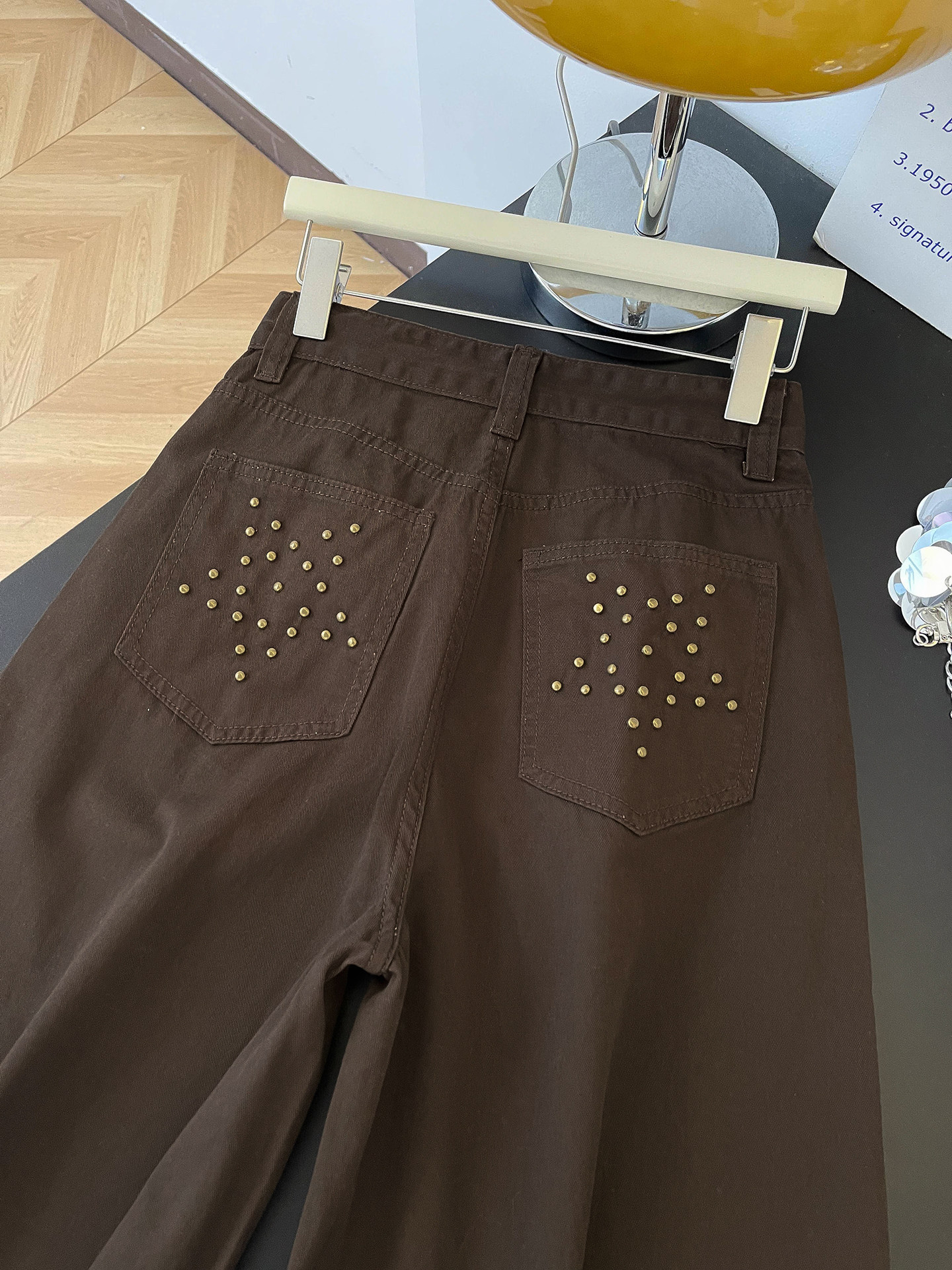 Women's High-Waisted Slimming Wide Leg Trousers Brown Rhinestone Patchwork Casual Denim Jeans Pocket Detail Retro American Style Spring Fashion_ecoleips.com