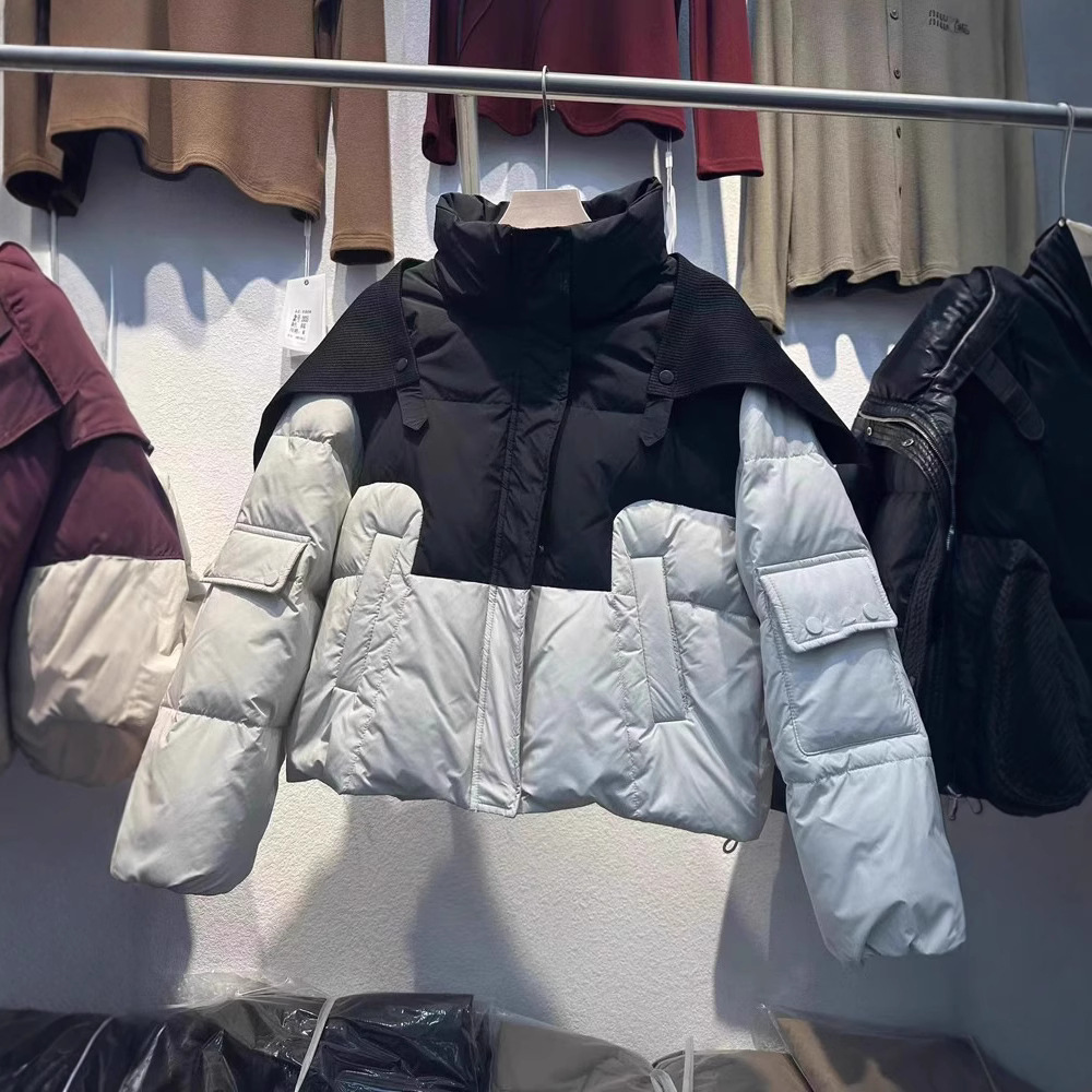 2025 invierno nuevo algodón de mujer estación europea de moda hombre pequeño pan corto algodón chaqueta de algodón personalidad de contraste de color image 3