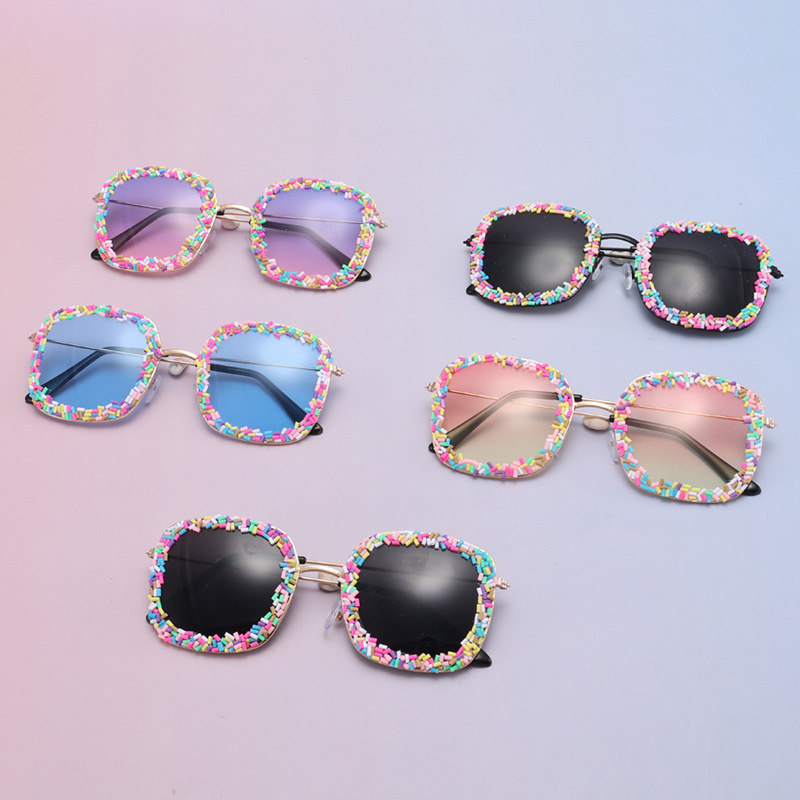 2023 European and American Retro Sunglasses, Round Colorful Sunglasses for Women, Trendy Rhinestone-Studded Rihanna-Style Glasses, Factory Wholesale