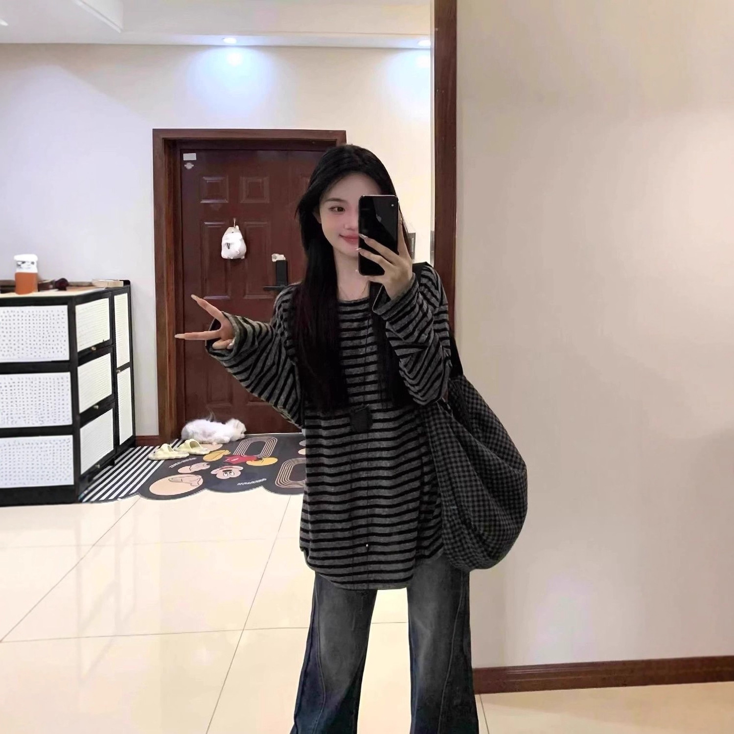 Corea relajado relajado negro gris rayas camiseta de manga larga para mujeres principios de otoño 2026 nuevo suelto vintage chaqueta en image 3