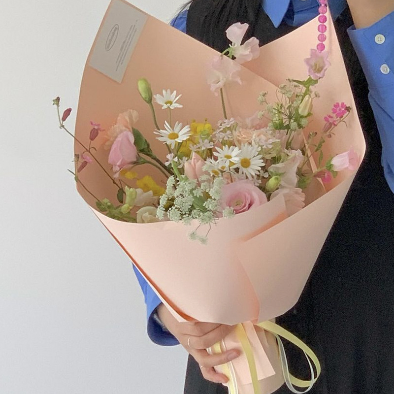 Macaron extra grueso 8 filamentos película perlada papel pionero al por mayor película perlada impermeable floral papel de envoltura de flores papel de embalaje de ramo