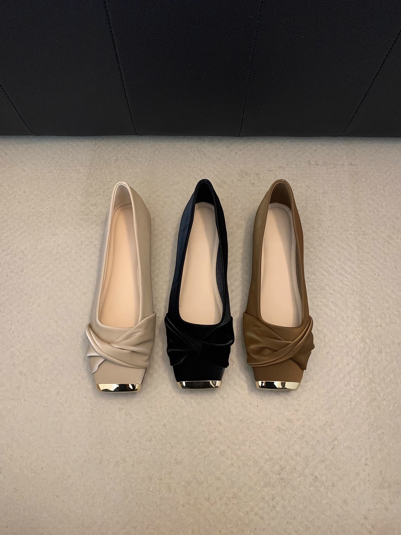 Flat Elegant Gentle High-End Commuter Shoes For Women 2025 New Spring French Square Toe Mary Jane Loafers_vogvips.com