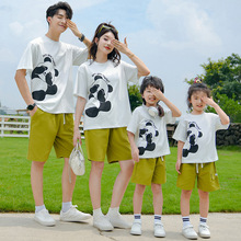 卡通印花韩版亲子装夏款一家三口短袖2025新款夏天纯棉幼儿园班服