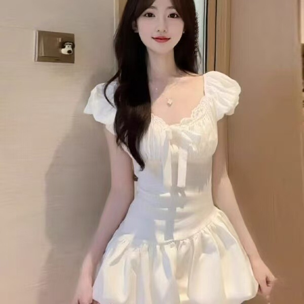 French Gentle Style Pure White Puff Sleeve Dress Lace Splicing Date Waist A-Line Bud Skirt