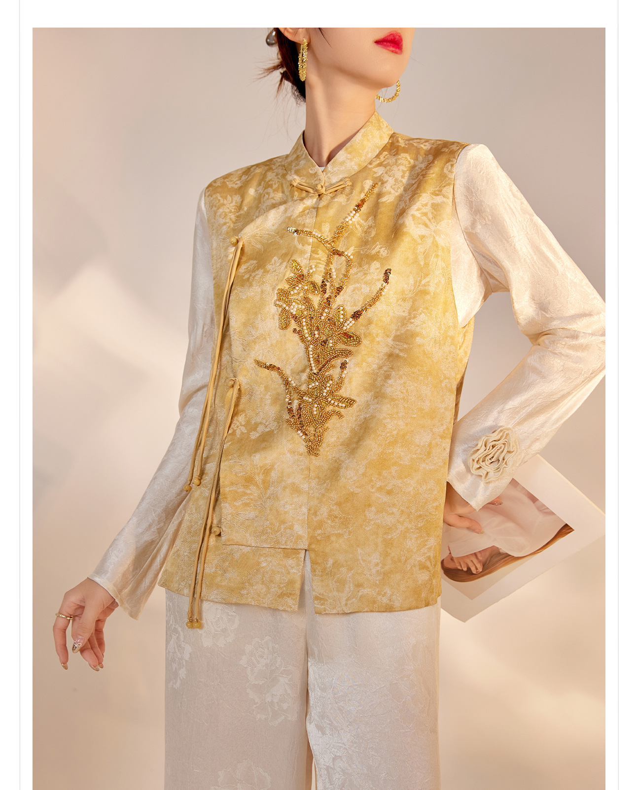 Áo vest rời phong cách Trung Hoa mới thêu họa tiết nặng, dáng rộng sang trọng M8036 — Màu vàng, Màu hồng chi tiết 17