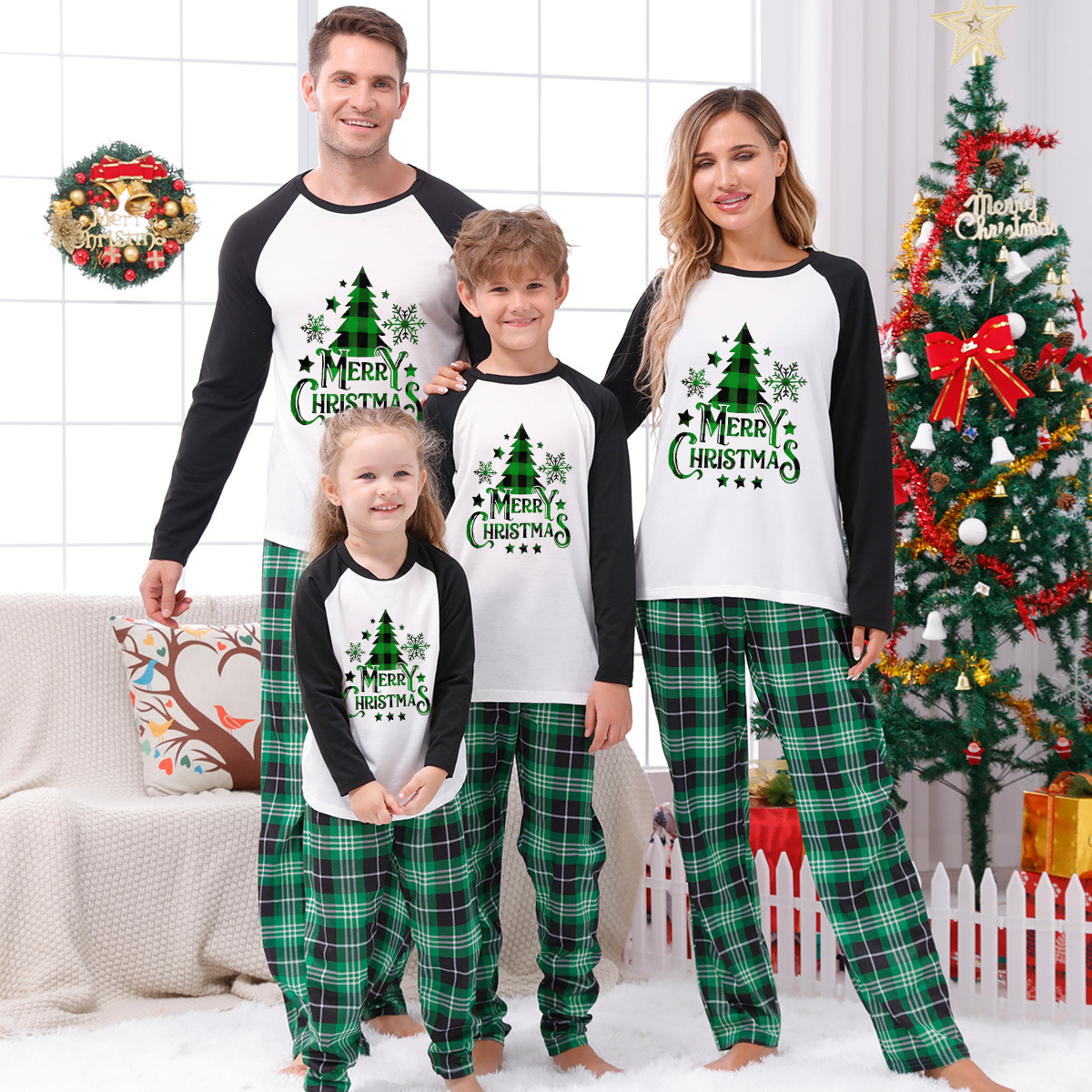 Casual Christmas Tree Cotton Blend Pants Sets Straight Pants T-shirt Family Matching Outfits display picture 1