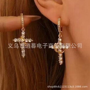 �p���ʯ������ �~������D�ӻʹ�ʮ�ּ� �r��ͨ�ڿ羳�F؛