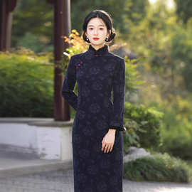 黑色新中式毛绒领旗袍女2025冬季新款加绒保暖连衣裙日常穿老上海