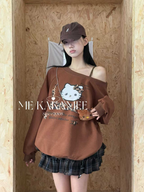 ME KAKAMEE十三行秋美式卡通KT斜肩带宽松百搭卫衣(配公仔) S3663|undefined