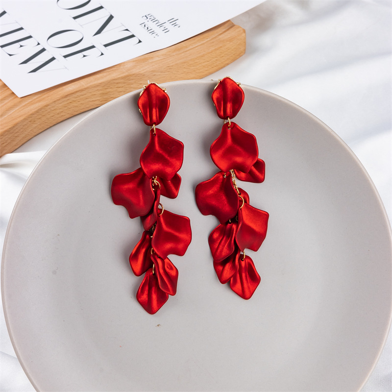 1 Pair Fashion Petal Arylic Stoving Varnish Women's Drop Earrings display picture 1