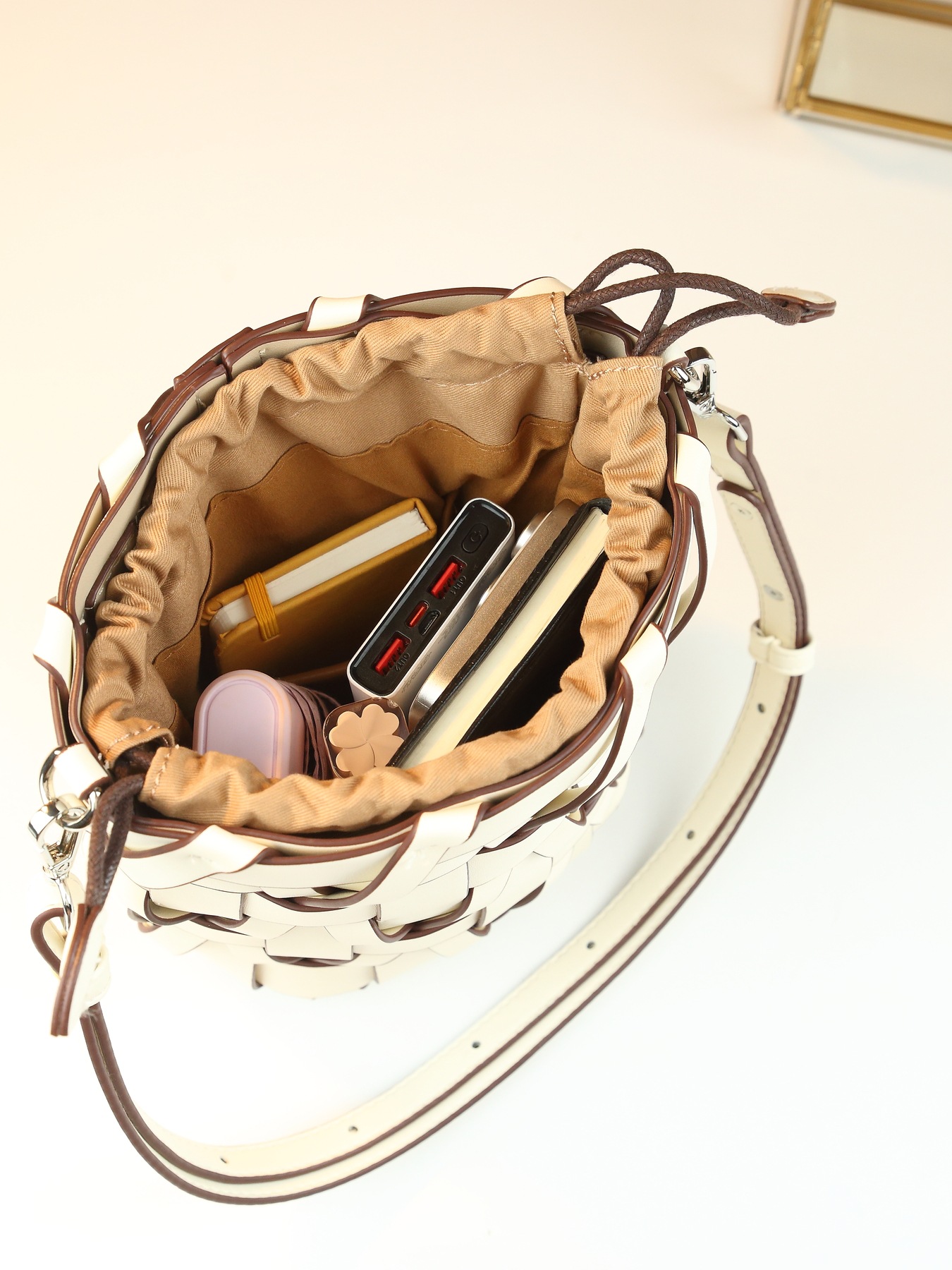 Women's Woven Cylindrical Crossbody Bag Versatile Underarm Handbag_voghion.com