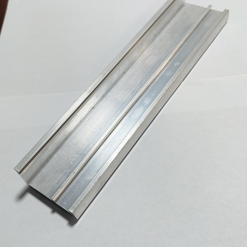 Profil de aluminio molde abierto personalizado mecanizado CNC de aleación de aluminio perfiles de pista de forma L ángulo extrusión de oxígeno fábrica de aluminio