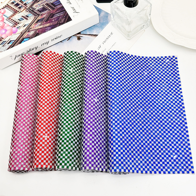 Resina de diamante autoadhesivo accesorios de perforación accesorios de perforación caliente accesorios de joyería di di hojas de perforación al por mayor diamante