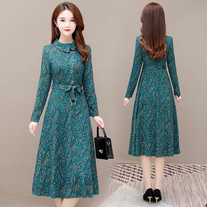 字母印花时尚连衣裙女2025年秋季新款韩版修身气质中长款汉派女装
