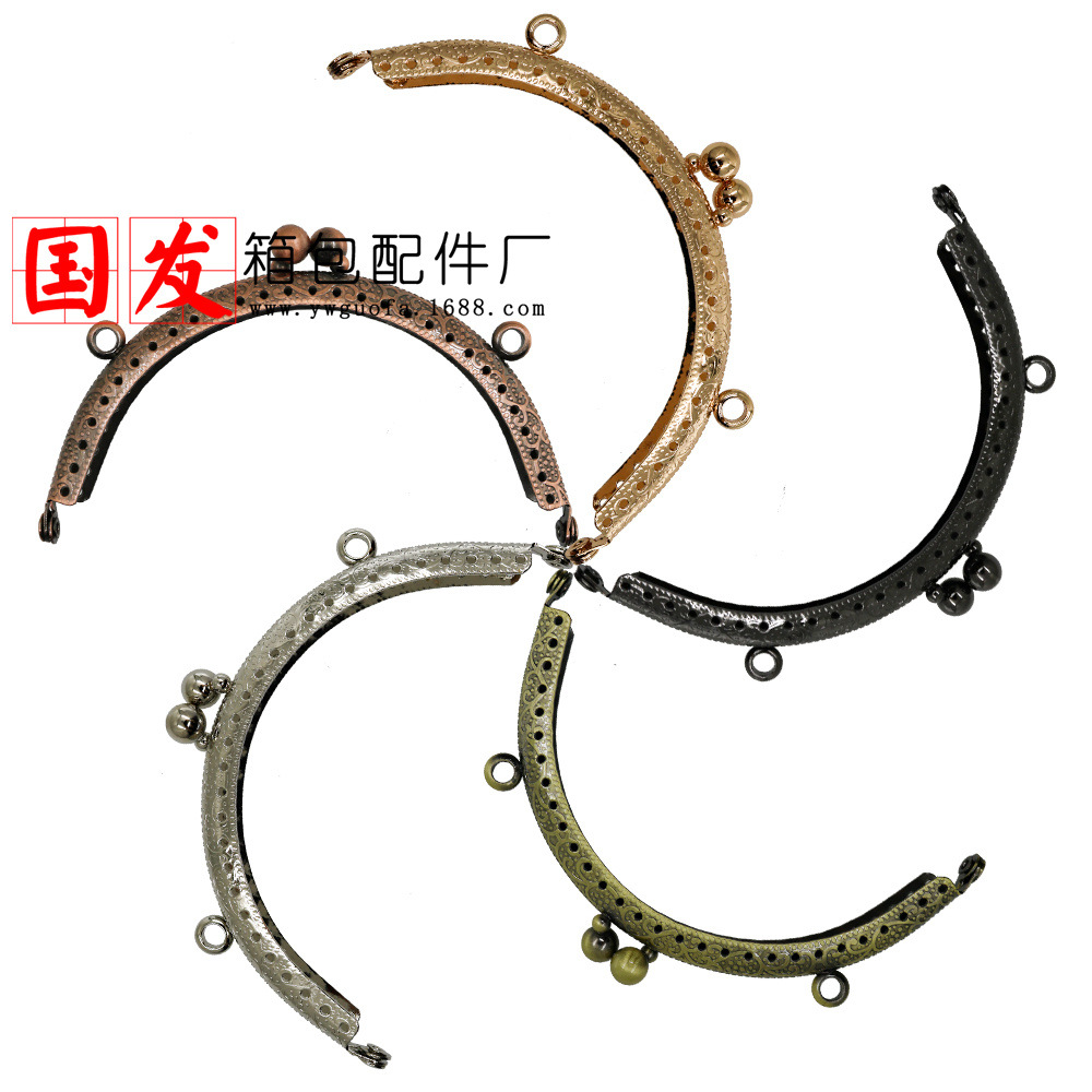 10.5CM orejas de doble anillo en relieve de tamaño semicircular cabeza de oro creativa cabeza de goteo de agua clásica billetera