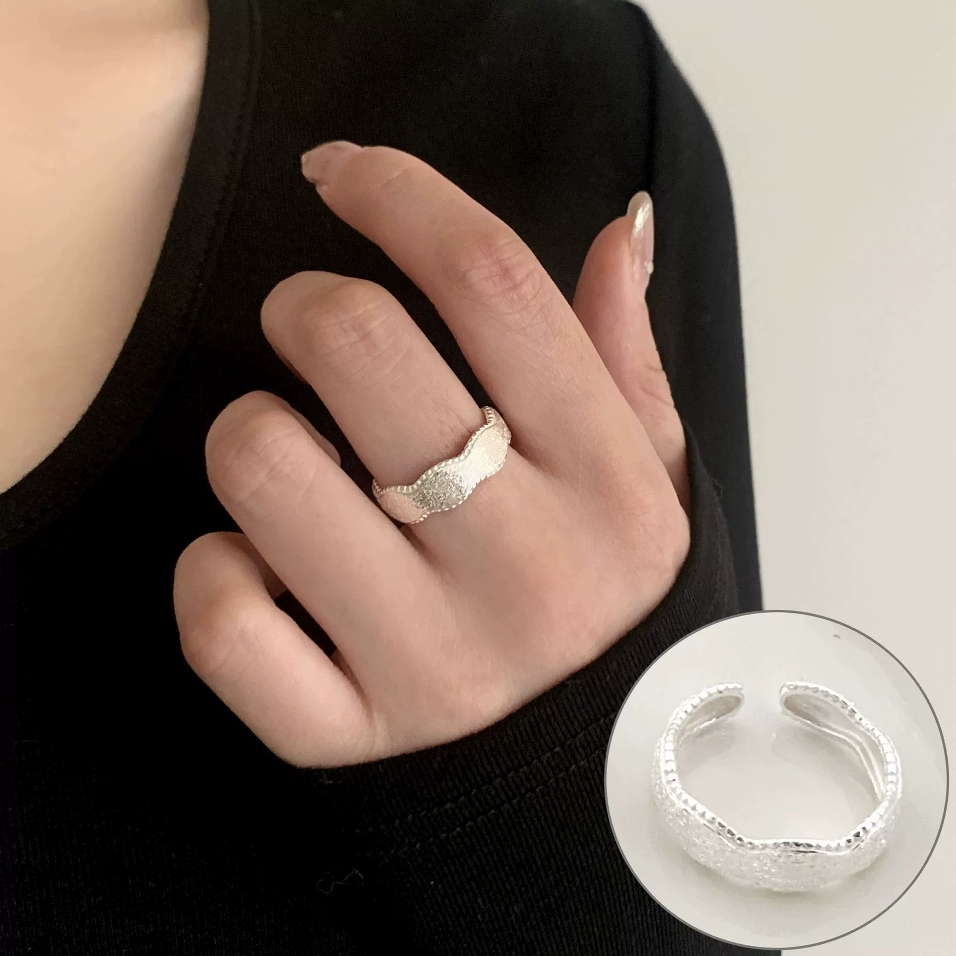 retro fashionable geometric ring hip-hop style, silver 925 sample, on index finger