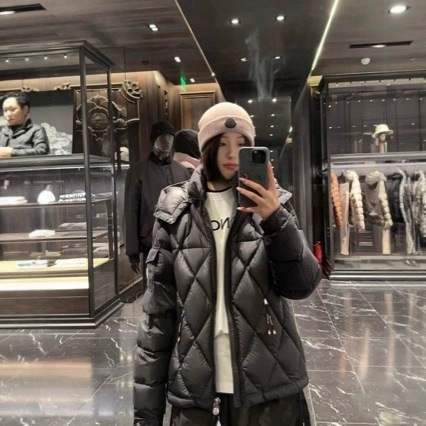 High Version Mengjia Aver Short Diamond-Shaped down Jacket Jacket Hooded down Jacket for Men and Women Hooded and Warm