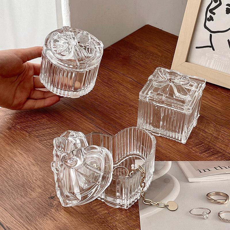 Ins-style bowknot glass jewelry box with heart embossing and lid, storage box for earrings, necklaces, rings, decorative item Ins-style bowknot glass jewelry box with heart embossing and lid, storage box for earrings, necklaces, rings, decorative item