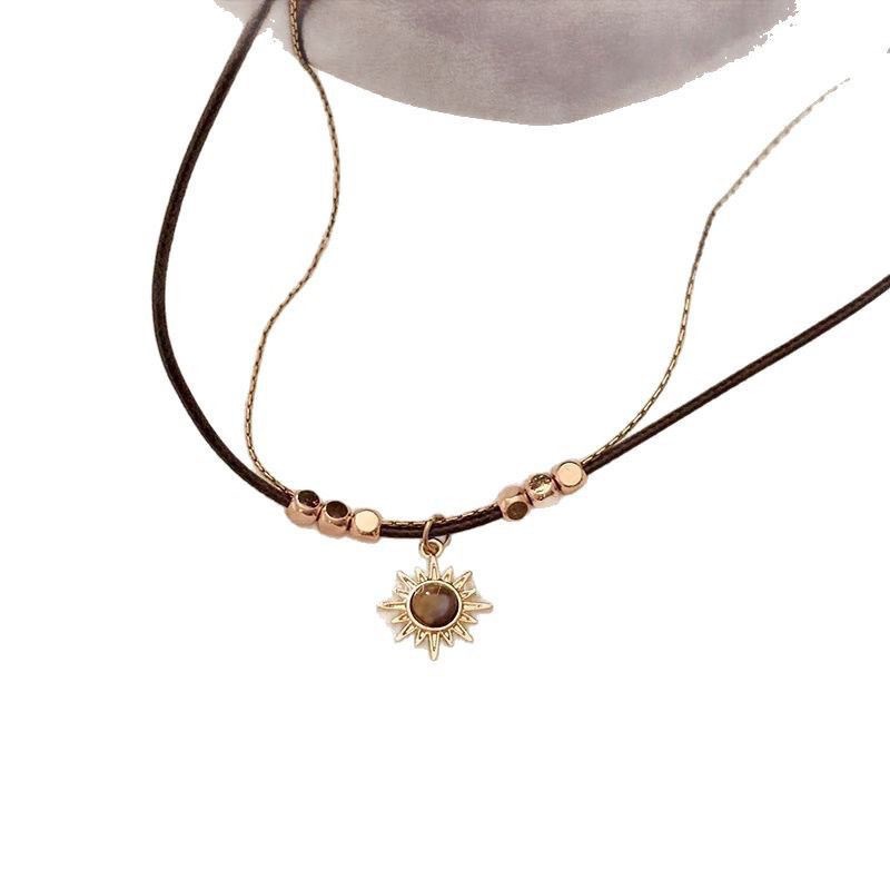 Collar minimalista a capas para mujer cadena delicada de lujo_voghion.com