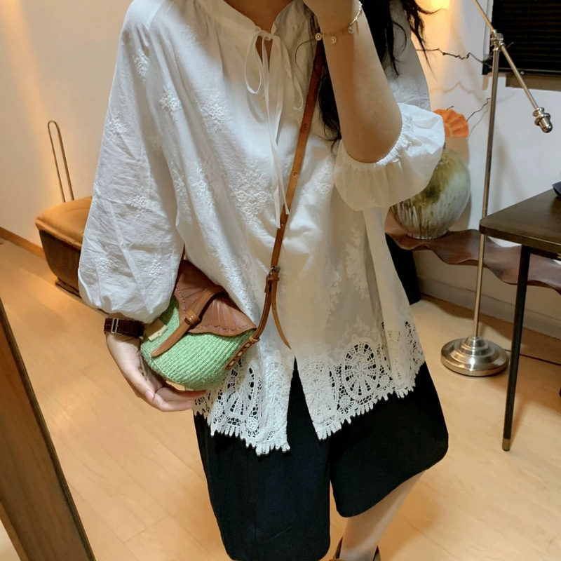 Heavy-Duty Holiday Hollow-Out Lace Embroidery White Shirt for Women, Summer Design, Loose Babydoll Top Heavy-Duty Holiday Hollow-Out Lace Embroidery White Shirt for Women, Summer Design, Loose Babydoll Top