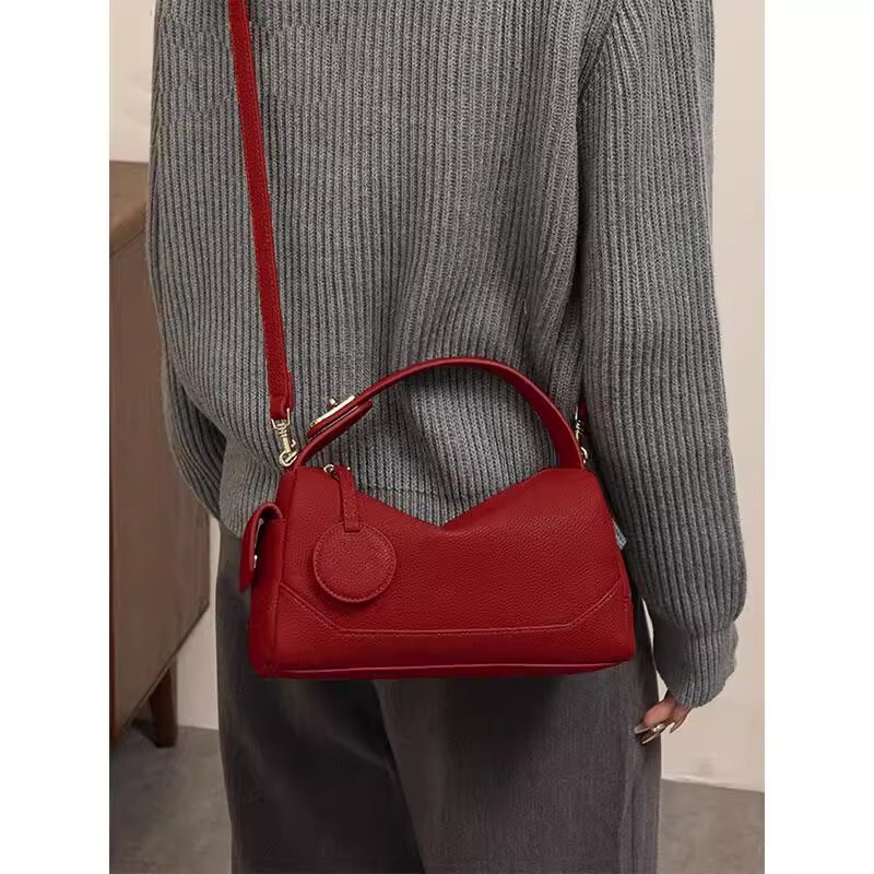 Retro Red Satchel Pillow Bag Women's 2025 New Niche Designer One-Shoulder Cross-Body Versatile Commuter Bag