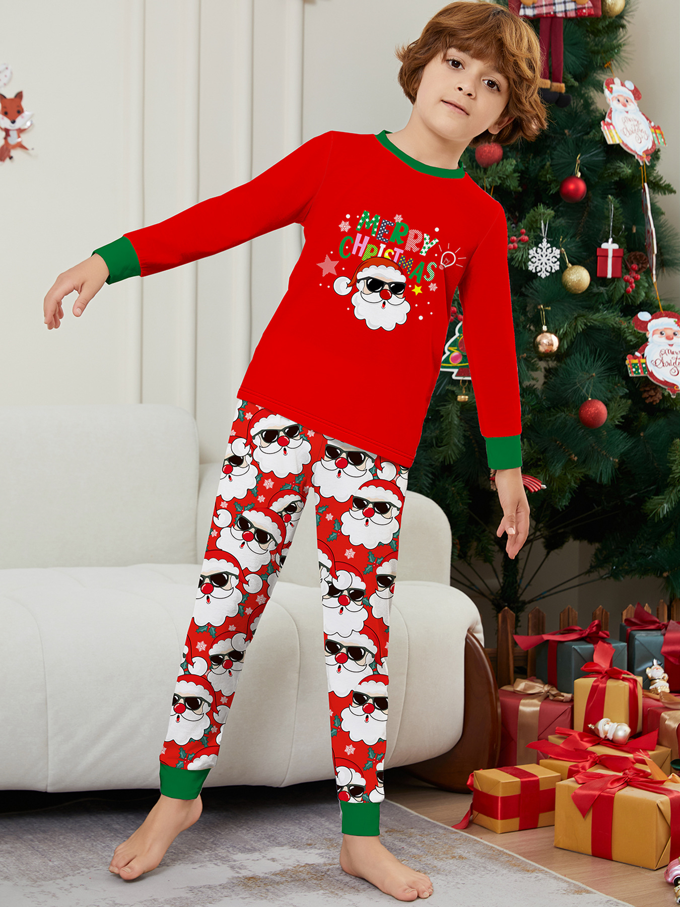 Christmas MerryChristmas family set a family of three or four white beard Santa Claus printed suit_voghion.com