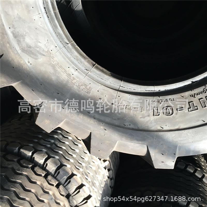 Suministro de neumáticos de ingeniería 405/70-20 16/70-20 ocupado R1 espiga flor neumático