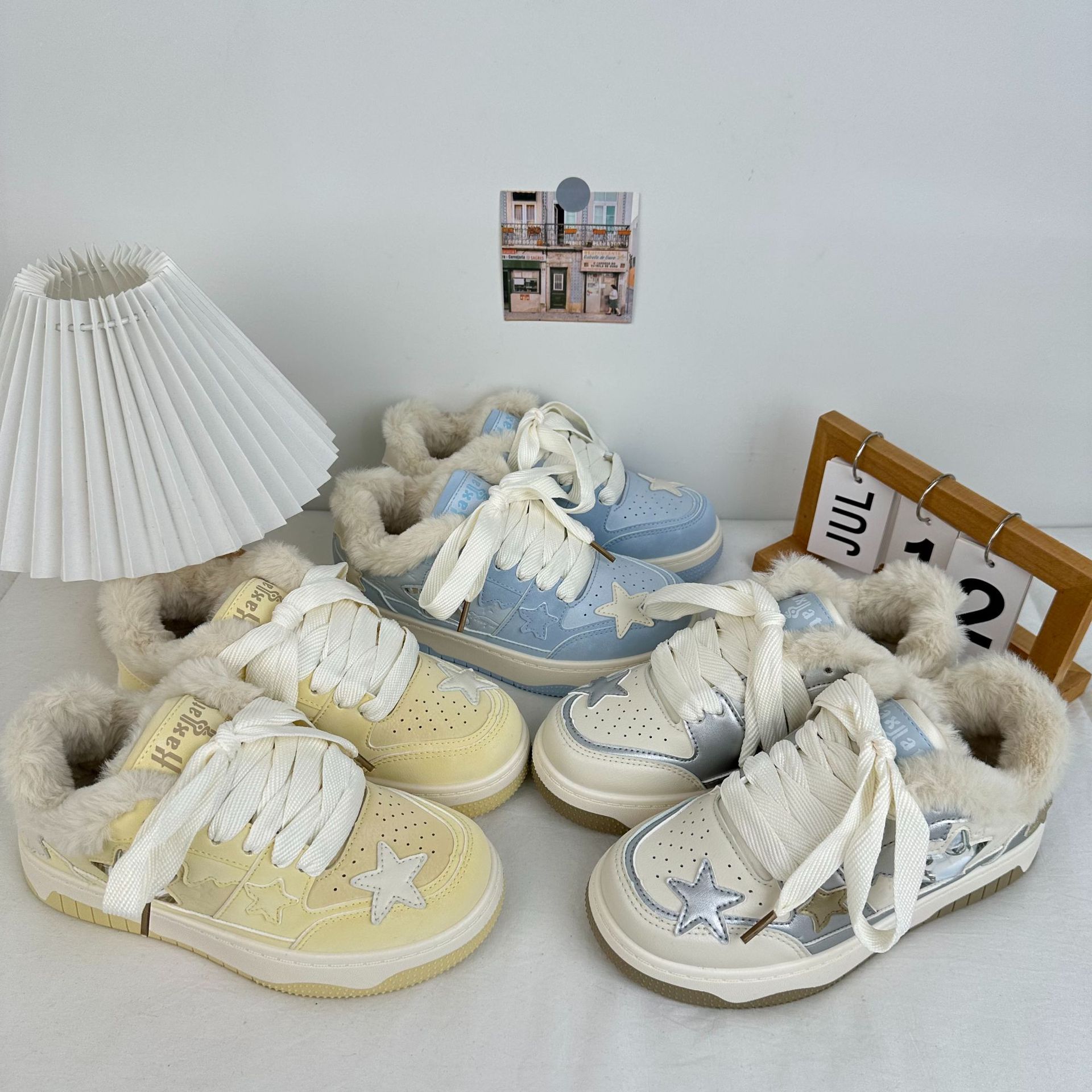 Zapatos de algodón de onda lejana para mujer, zapatos de plataforma de todo fósforo más zapatillas de terciopelo, invierno 2025 nuevo estilo, zapatos de mujer cálidos coreanos, cabello